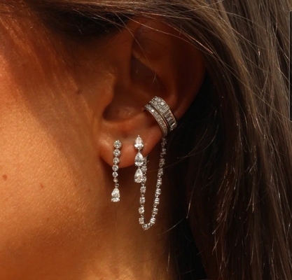 925 Sterling Silver White Pear Drop Cubic Zircon Bàn tai cho nhu cầu của khách hàng