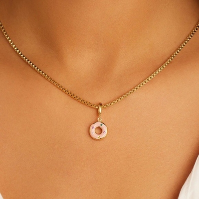 Vàng mạ thiết kế cầu vồng đầy màu sắc nhỏ màu hồng Donut Charm dây chuyền trong 925 Sterling bạc