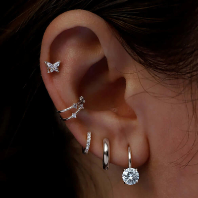 925 Sterling bạc đã đến 18K vàng mạ Solitaire trắng hình khối Zircon Huggies tai nghe