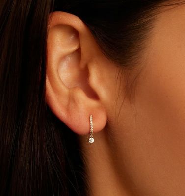 Điện thoại 14K vàng kim loại Zircon Drop Pave Huggie Bàn tai với đường kính 9.5 mm và 12 mm Total Drop