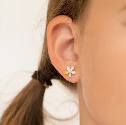 Vòng tai hoa màu vàng nhựa nhiều màu 925 Sterling Silver Flower Studs
