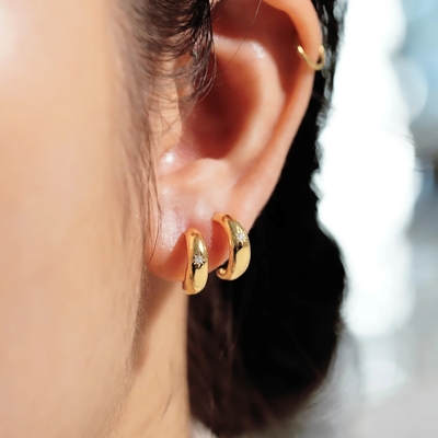 Giấy chứng nhận loại Đánh giá của bên thứ ba 925 Sterling Silver North Star Half Hoop Earrings