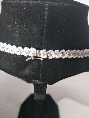 Rhodium Bling Bling Áo treo 16in Xanh quần vợt trắng