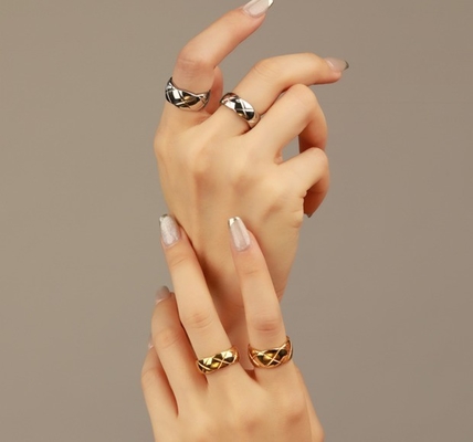 Chiếc nhẫn cưới bằng bạc cổ 18K vàng đôi đuôi nữ 925 Sterling Silver
