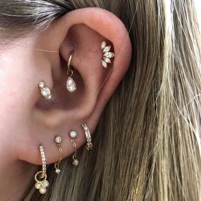 Bọc vàng Rhodium Stud Bàn tai màu trắng CZ cho phụ nữ