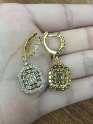 Vòng tai màu trắng CZ 925 Sterling Silver Classic Style cho đính hôn và đám cưới
