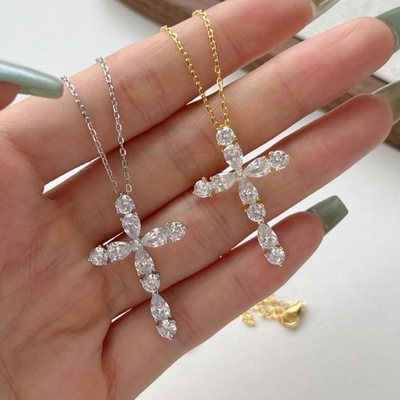 Tùy chỉnh 925 Sterling Silver Cross Necklace 18k Silver Cross And Chain