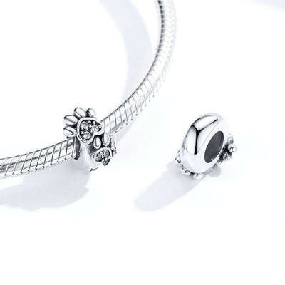 Bạch kim cubic Zircon dấu chân hình dạng hạt quyến rũ cho phụ nữ 925 Sterling bạc vòng tay quyến rũ