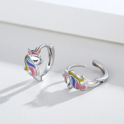 Rhodium bọc Unicorn màu sắc men váy Huggies Bàn tai cho thanh thiếu niên Thời trang trang sức