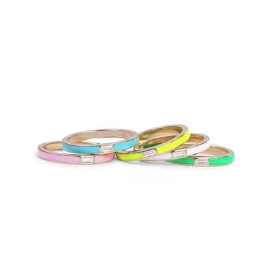 Chiếc nhẫn kim loại thanh lịch với hình chữ nhật hình khối Zirconia 925 Sterling bạc đồ trang sức tặng phụ nữ
