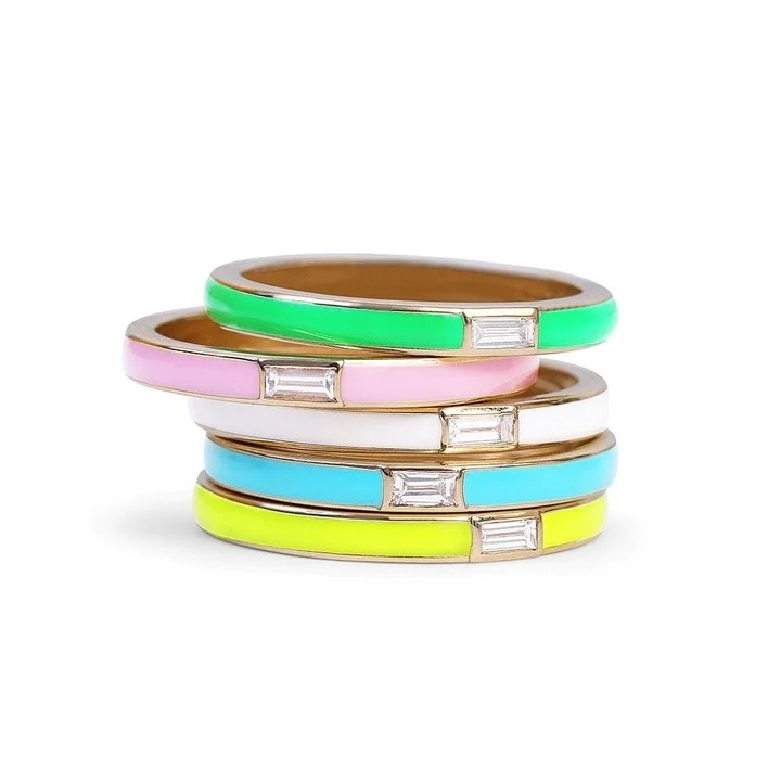 Chiếc nhẫn kim loại thanh lịch với hình chữ nhật hình khối Zirconia 925 Sterling bạc đồ trang sức tặng phụ nữ
