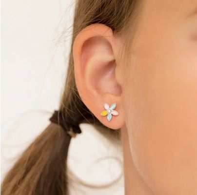 Vòng tai hoa màu vàng nhựa nhiều màu 925 Sterling Silver Flower Studs