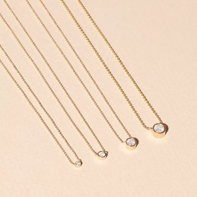 Đơn giản 925 Sterling Silver Solitaire Kim cương CZ dây chuyền 7mm / 10mm / 15mm kích thước đá