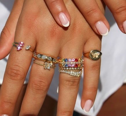 Chiếc nhẫn nữ 925 Sterling Silver với bàn tay 18K vàng bọc bóng và bướm Marquise