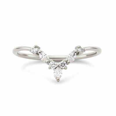 Nhẫn xếp chồng hình chữ V với vòng và màu trắng Marquise CZ trong 925 Sterling Silver