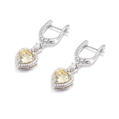 OEM Love Heart Chiếc tai kim cương 925 Sterling Silver Love Heart Chiếc tai