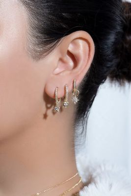925 Sterling Silver Mini Starburst Pave CZ Huggie Bàn tai với vận chuyển nhanh chóng và an toàn