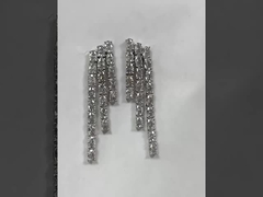 Vòng cổ quần vợt đá hình bầu dục màu trắng